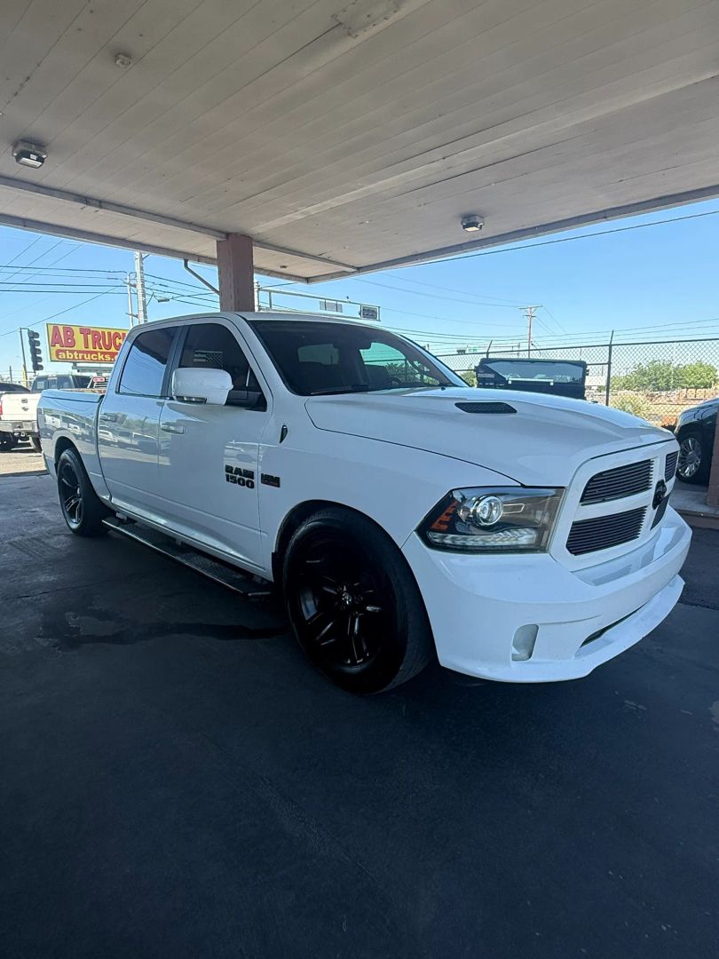 ram ram 1500 pickup 2017 1C6RR6MT2HS570495 image ram ram 1500 pickup 2017 1C6RR6MT2HS570495 image